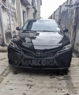 Toyota Camry 2018 Black
