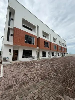 4bdrm Townhouse/Terrace in Lekki Phase 1 for sale