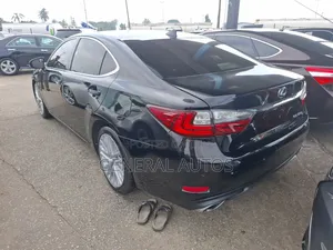 Lexus ES 2016 Black