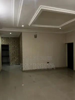 3bdrm Block of Flats in U.E.L, Mabushi for rent