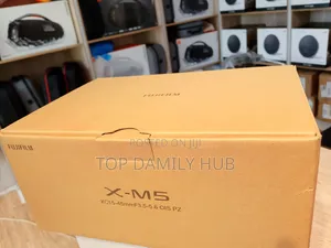 Fujifilm X-M5 With XC15-45mmF3.5-5.6 OIS PZ
