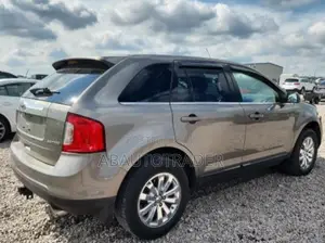 Ford Edge Limited 4dr 4x4 (3.5L 6cyl 6A) 2011 Beige