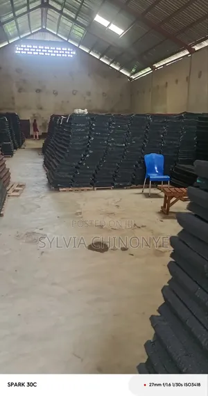 Gerald Metro Tiles With High Quality Shingles Black and Red With 50 Ye