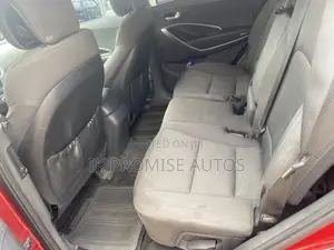 Hyundai Santa Fe 2016 Red