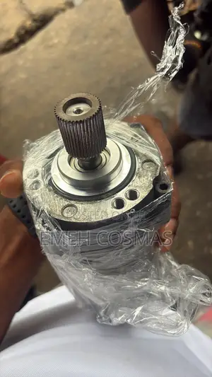 Electric Steering Pump 013 GLK