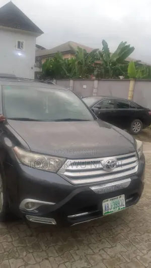 Toyota Highlander Limited 2012 Gray