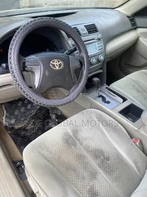 Toyota Camry LE 4dr Sedan (2.4L 4cyl 5A) 2008 Gray