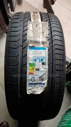 285/40r22(106y) Continental Tires