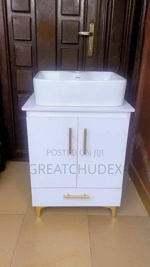 Cabinet Basin