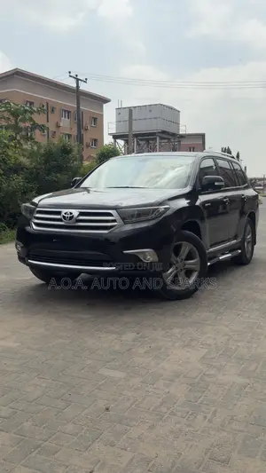 Toyota Highlander 2012 Black