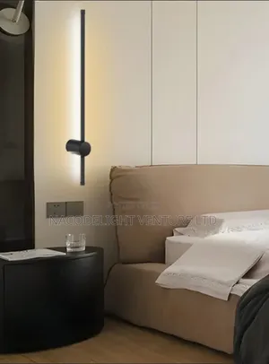 Modern Vertical Bar Wall Light