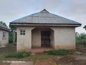 Mini Flat in Shimawa for sale