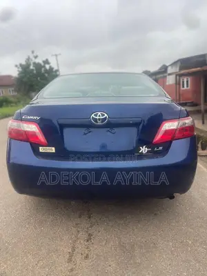 Toyota Camry LE 4dr Sedan (2.4L 4cyl 5A) 2007 Blue