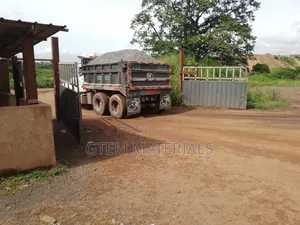 Stone Iron Black