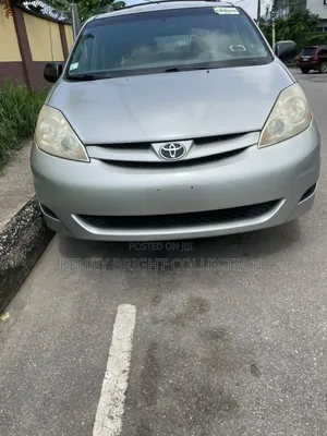 Toyota Sienna 2007 Silver