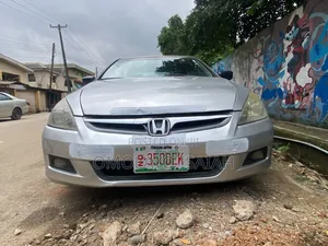 Honda Accord 2005 Silver