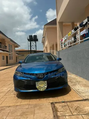 Toyota Camry 2020 Blue
