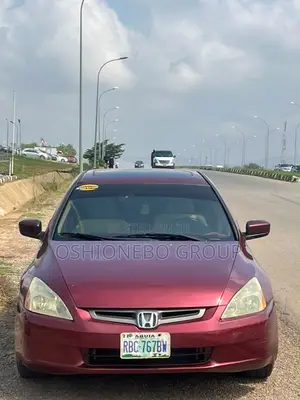 Honda Accord 2005 Red