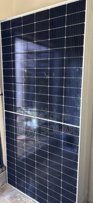 10 Busbar and 144 Cell 550w Bifacial Panels