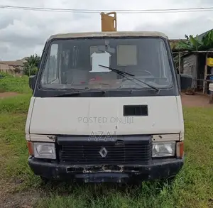 Renault Master 1993 White