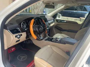 Mercedes-Benz GLE-Class GLE 350d 4MATIC 2016 White