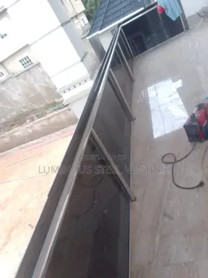 Balcony Reflective Glass 10mm Thickness CNG Product Tampered Glass