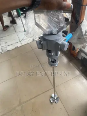 Pneumatic Paint Mixer