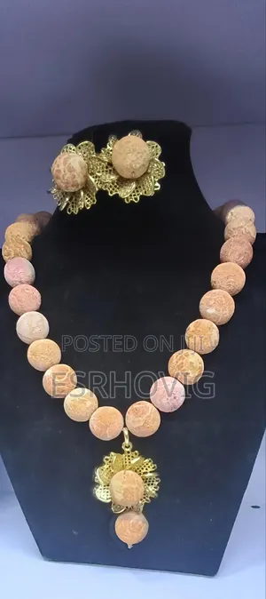 Coral Necklace Set