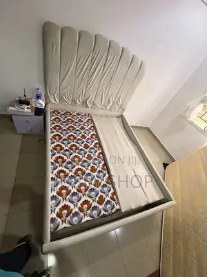5 by 6 Bed Frame With Bedside Table