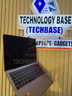 Laptop Apple MacBook Air 2017 8GB Intel Core i5 SSD 256GB