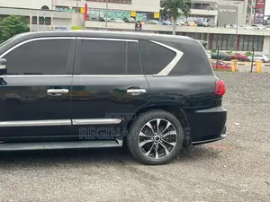Lexus LX 2016 Black