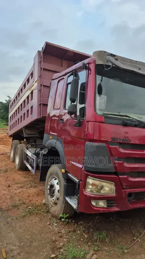 Howo Dump Truck 2021 Red