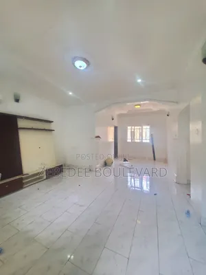 2bdrm Block of Flats in Durumi for rent