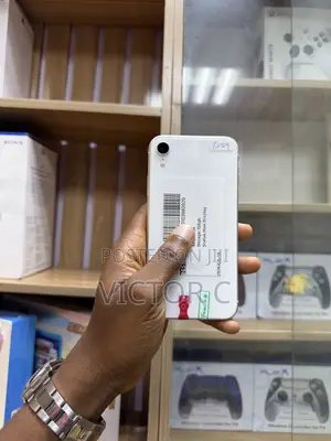 Apple iPhone XR 128 GB White