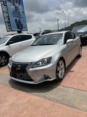 Lexus IS 2015 Silver