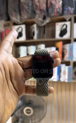 Apple Watch Series 7 45mm