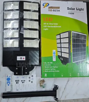Multiple Eyes Solar Street Light