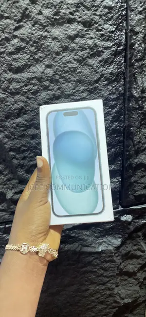 New Apple iPhone 15 128 GB Blue