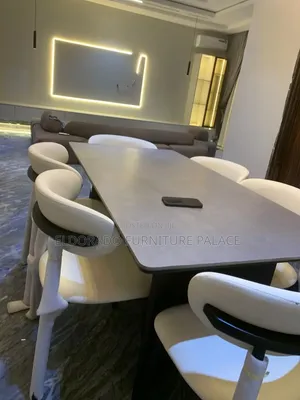Quality Set of Dinning Table