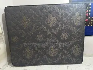 Vitafoam (Vita Haven Mattress) 6 X 5 X 10 Inches With 3 Pillows