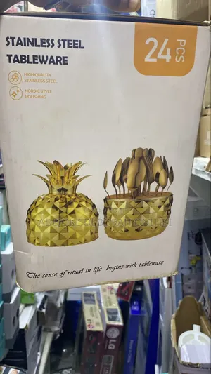 Luxury Gold Pineapple Cutlery Set With Holder – 24 PCS Stainless Steel