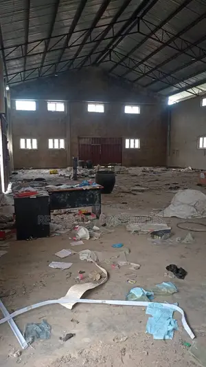 500 Sqm+ Warehouse at Idi Ayunre (Area With