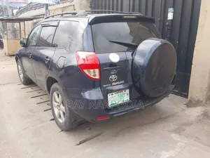 Toyota RAV4 2007 Blue