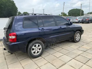 Toyota Highlander 2005 Blue
