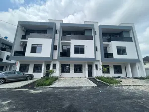 4bdrm Townhouse/Terrace in Tombia Extension, Port-Harcourt for sale