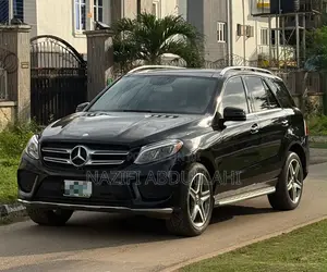 Mercedes-Benz GLE-Class 2017 Black