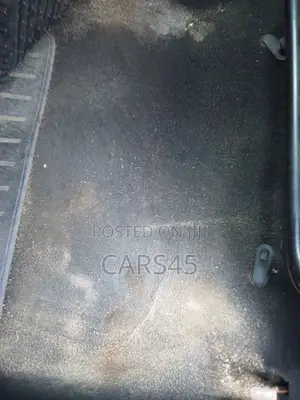 Pontiac Vibe 2010 Gray