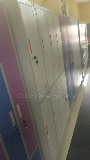 8 Doors Workers Locker