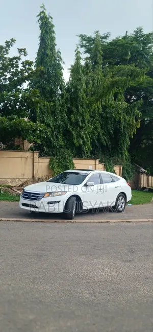 Honda Crosstour 2013 White