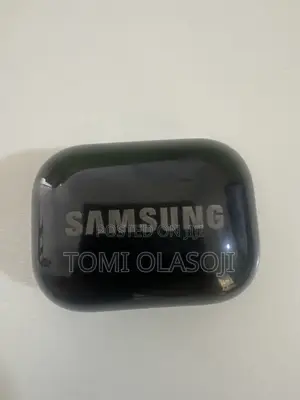 Samsung MG-S20 Pods (Wireless Headphones) With Case